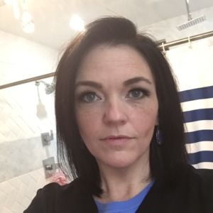 Meet your Posher, Deesha
